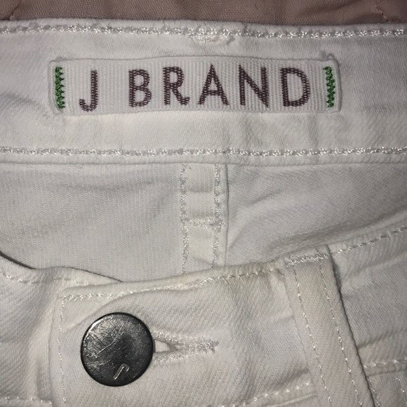 J Brand White mid rise jean - Picture 3 of 6